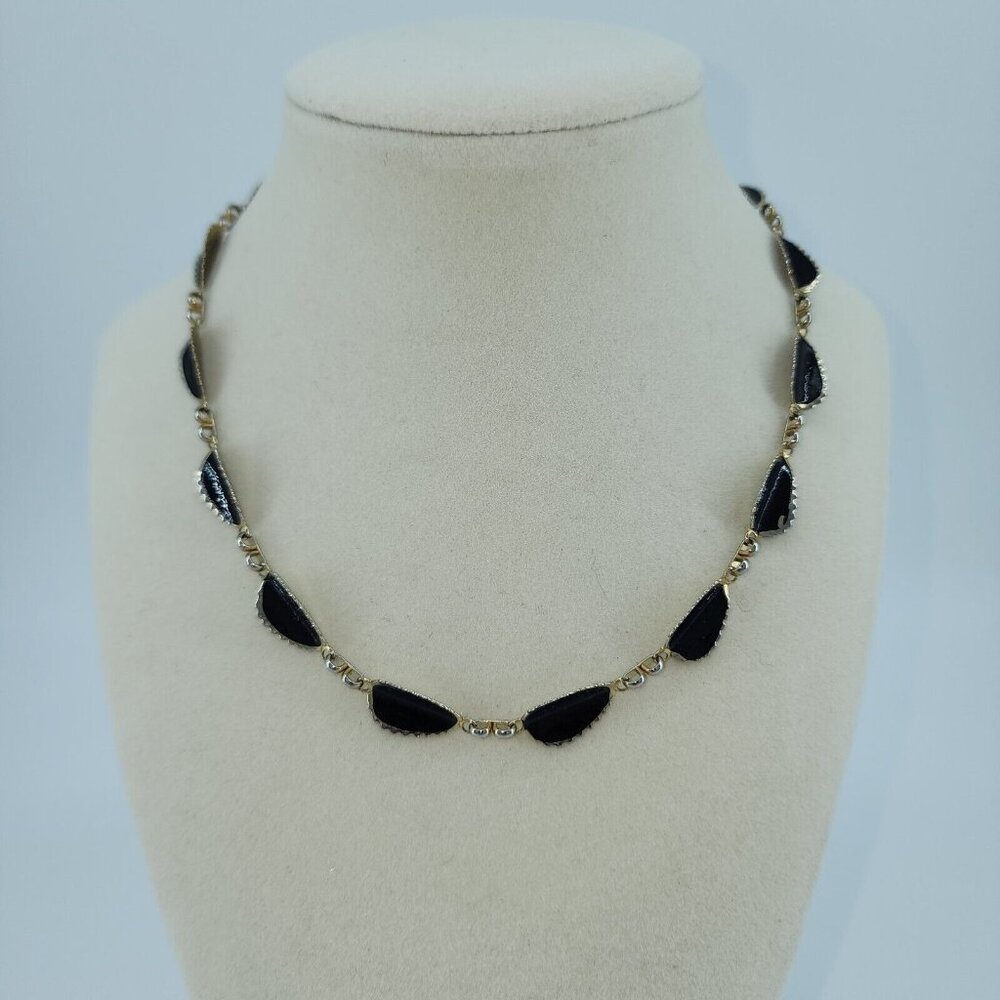 Vintage Unsigned Choker Necklace Silver Tone Black Enamel Curved Leaf Pattern
